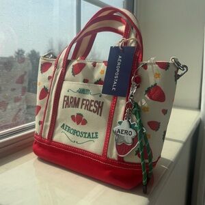NWT Aeropostale 'Farm Fresh' Strawberry Canvas Tote